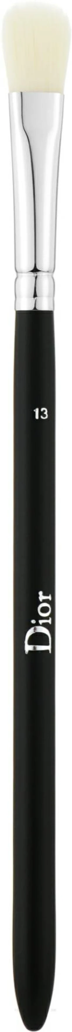 Concealer und Korrekturpinsel