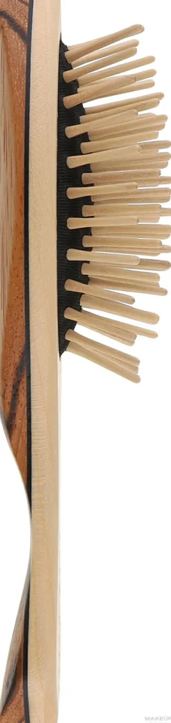 Haarbürste cremig
