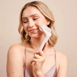 Massageroller für Gesicht und Körper mit kühlender Wirkung